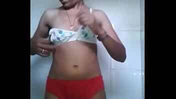 Suman Dhunwa sexy aunty