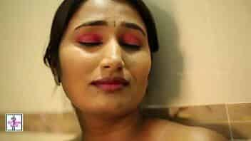 Indian babe seduced in bathroom