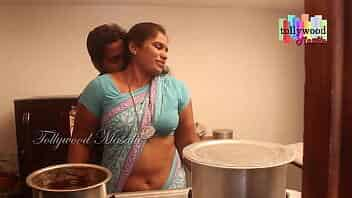 Indian Aunty Affair With a Teen Boy