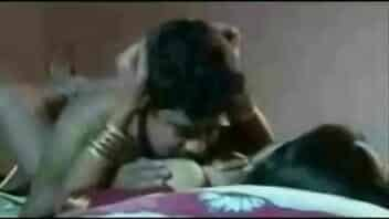 desi-suhaag-raat-scene