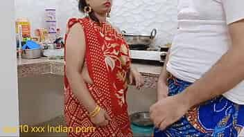 Desi step sister Hot sex in red saree In Kitchen