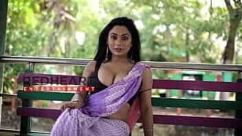 Indian Aunty Hot Show