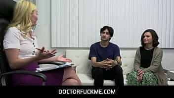 Dharma Jones and Elias Cash having sex as part of their therapy with the milf doctor Dr Aaliyah Love - xvideos xxx porn xnx porno freeporn xvideo xxxvideos tits